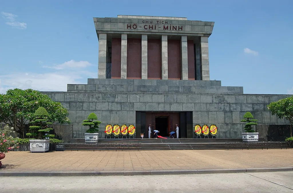 호찌민 묘소(Lăng Chủ tịch Hồ Chí Minh)