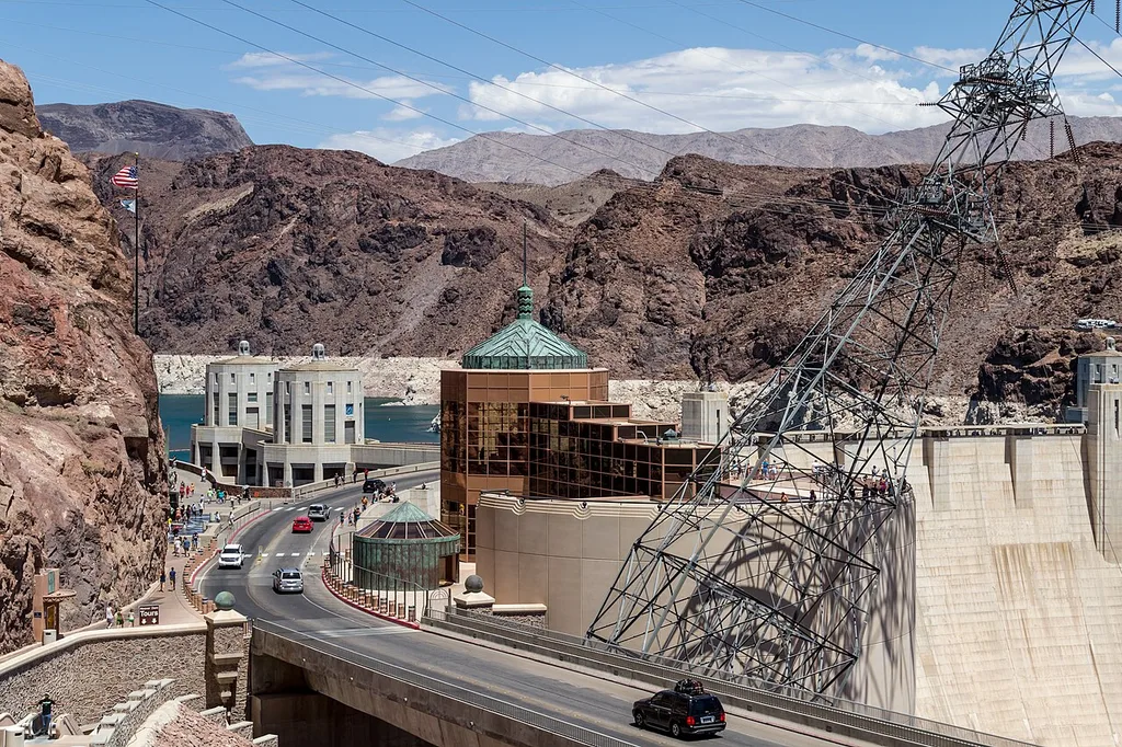 후버댐 발전소 투어(Hoover Dam Guided Power Plant Tour)