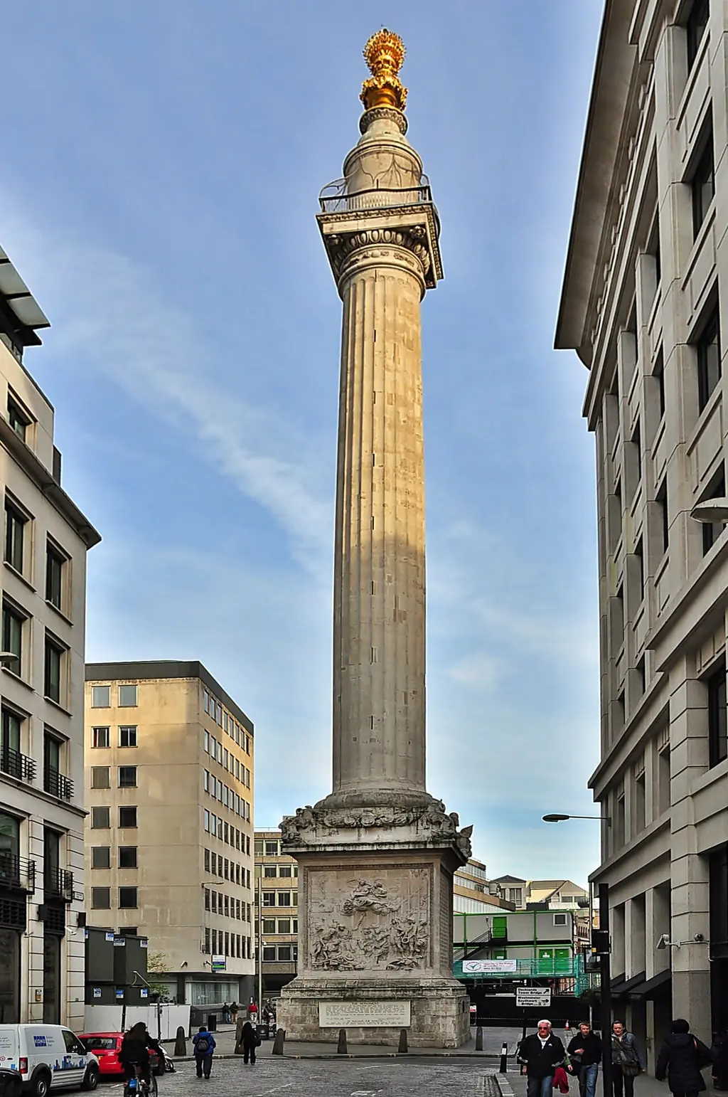 모뉴먼트(The Monument)