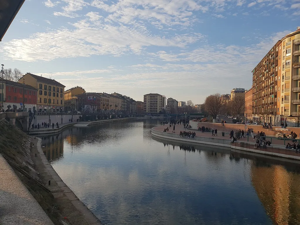 다르세나·나빌리 운하 거리(Darsena · Navigli)
