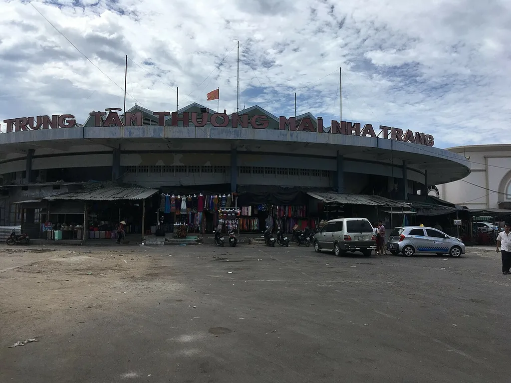 쩌담 시장(Chợ Đầm)