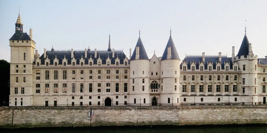 콩시에르주리(La Conciergerie)