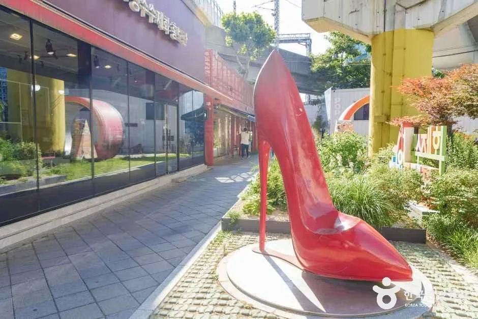 Seongsu Handmade Shoes Street