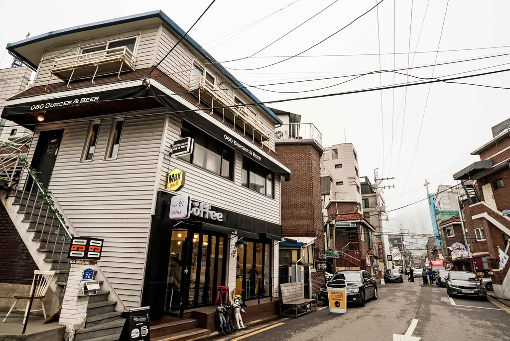 Mangwondonggil Street (Mangnidangil Street)