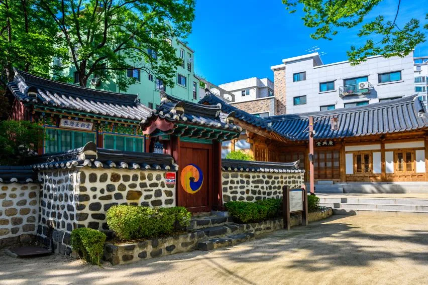 King Gongmin's Shrine
